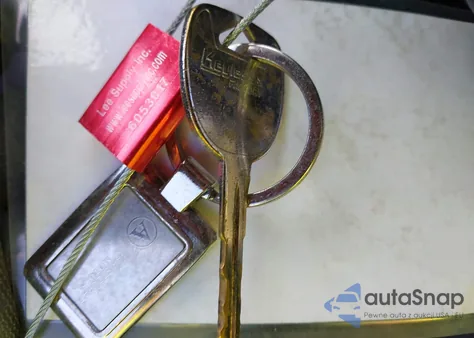 2003 Hummer H2 z USA, uszkodzony, nr VIN 5GRGN23U73H114611